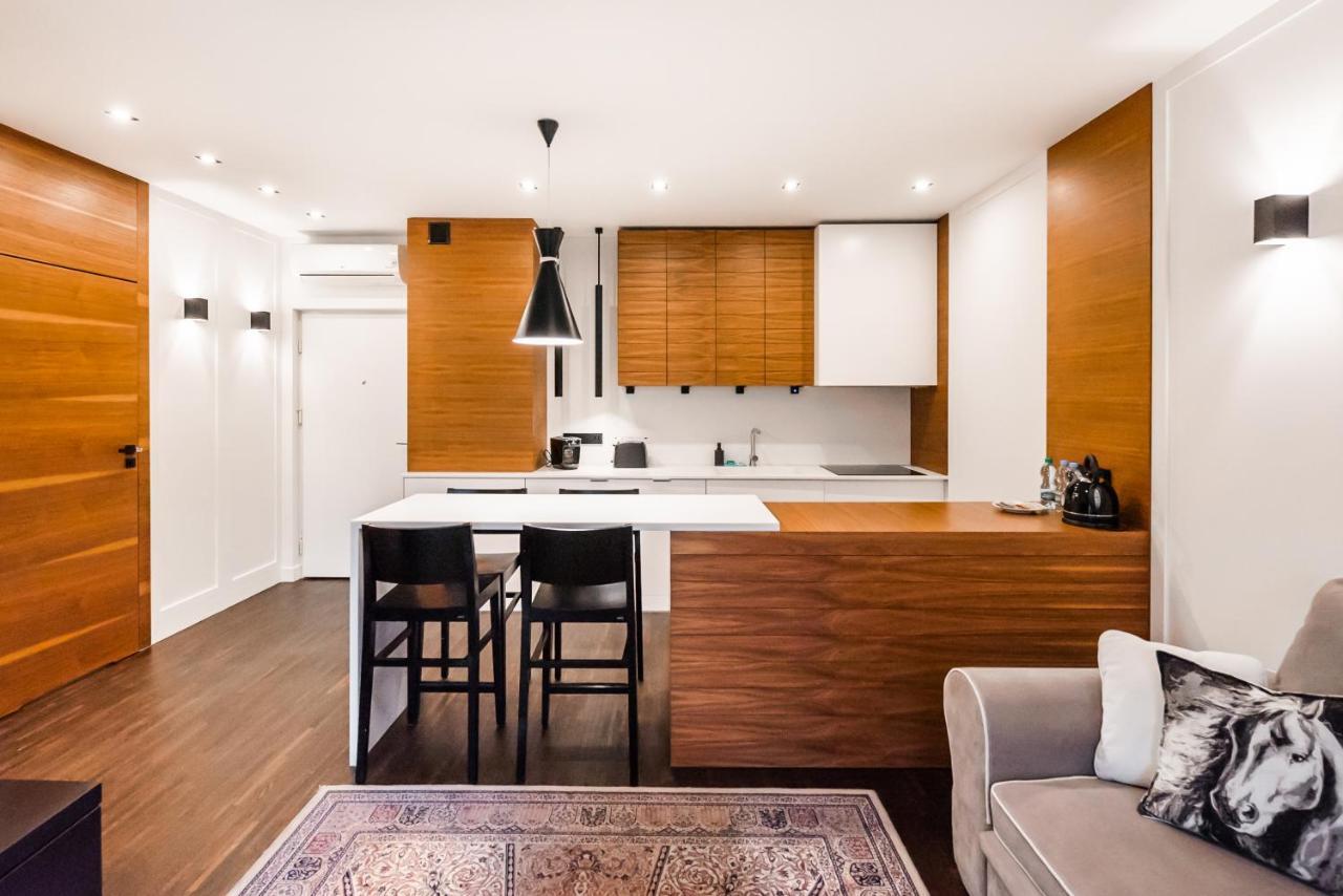 Wola Luxury Wooden Apartment Warschau Exterior foto