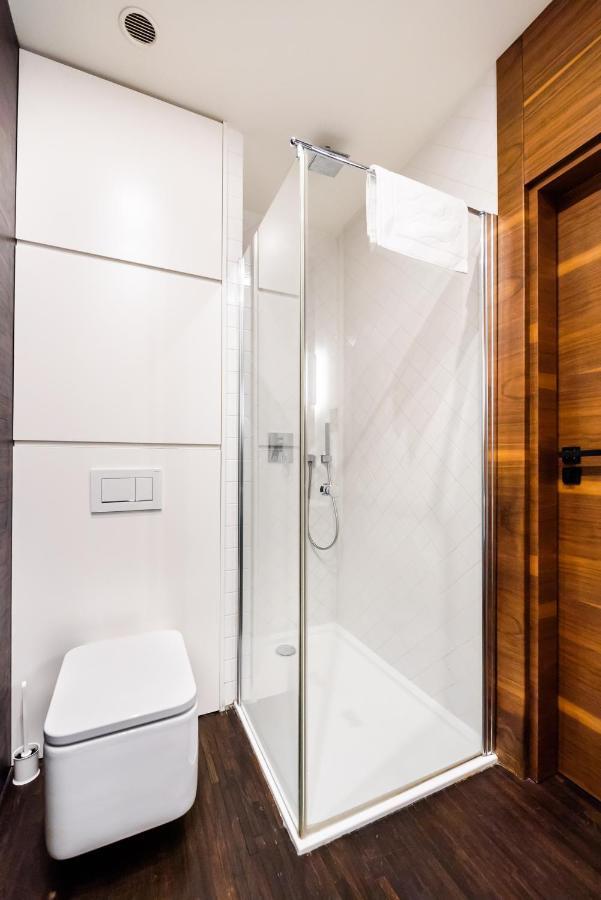 Wola Luxury Wooden Apartment Warschau Exterior foto